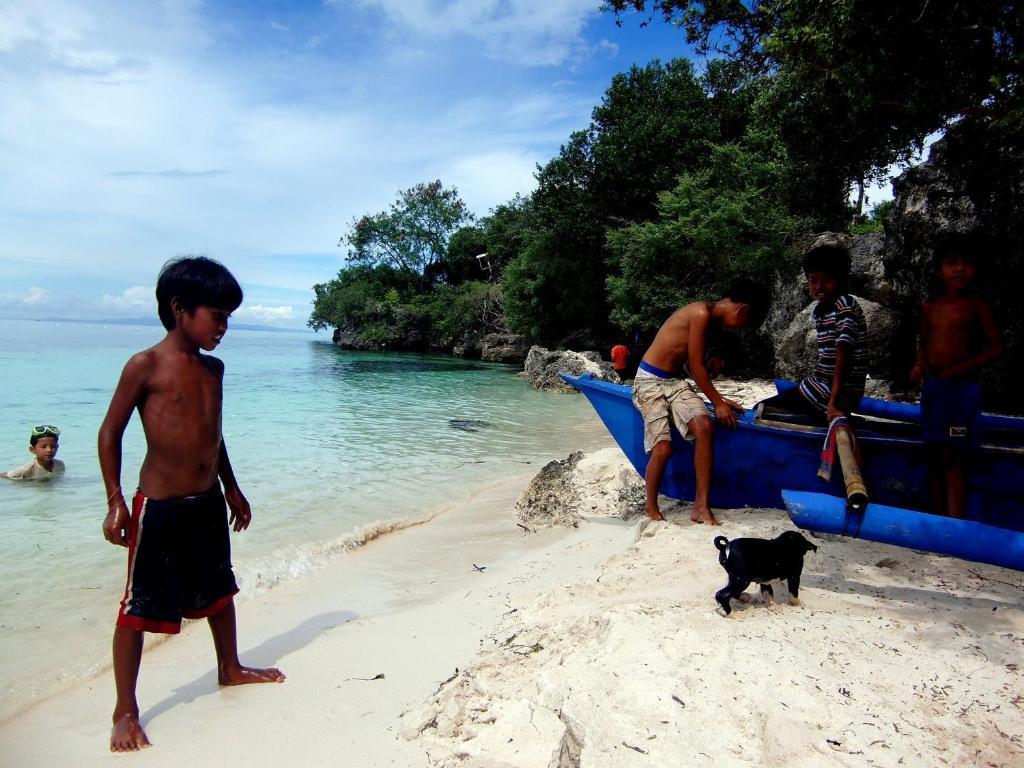 Kalipayan Beach Resort & Atlantis Dive Center Panglao Eksteriør billede