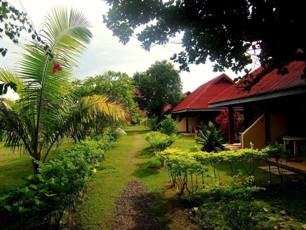 Kalipayan Beach Resort & Atlantis Dive Center Panglao Eksteriør billede